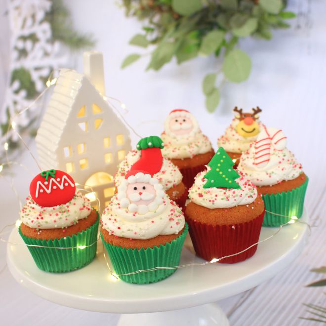 Santaland Cupcake Individual